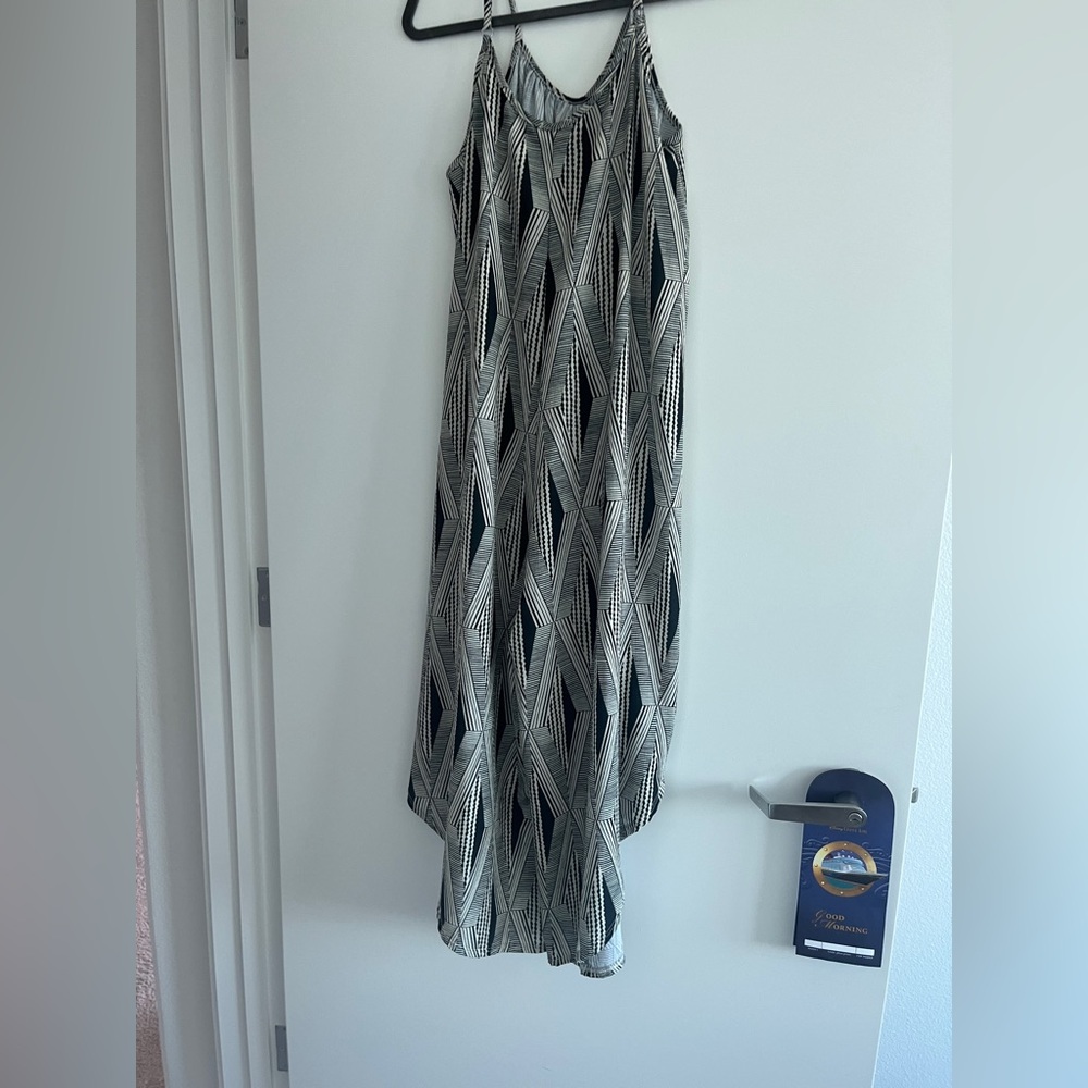 Stylish Patterned Jumpsuit - Picture 6 of 6